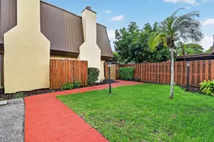 3502 Gardens E Dr, Palm Beach Gardens, FL 33410 - Photo 1