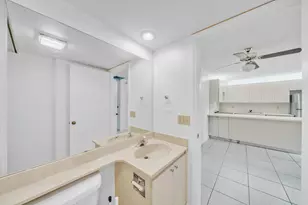 713 NW 99th Cir, Plantation, FL 33324 - Photo 16
