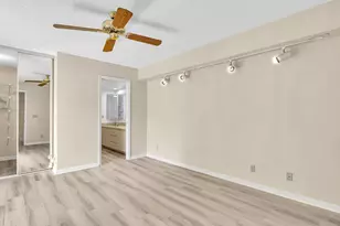 713 NW 99th Cir, Plantation, FL 33324 - Photo 38
