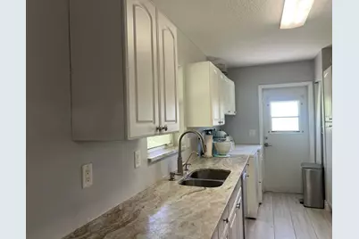 16676 130th Avenue N, Jupiter, FL 33478 - Photo 4