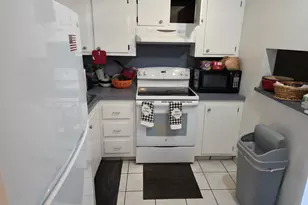3048 E Sunrise Lakes Dr E, Sunrise, FL 33322 - Photo 2