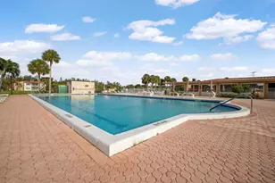 120 Lake Evelyn Dr, West Palm Beach, FL 33411 - Photo 32