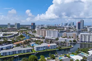 455 Paradise Isle Blvd, Hallandale Beach, FL 33009 - Photo 6