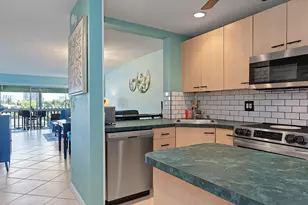 455 Paradise Isle Blvd, Hallandale Beach, FL 33009 - Photo 16