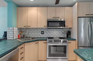 455 Paradise Isle Blvd, Hallandale Beach, FL 33009 - Photo 14