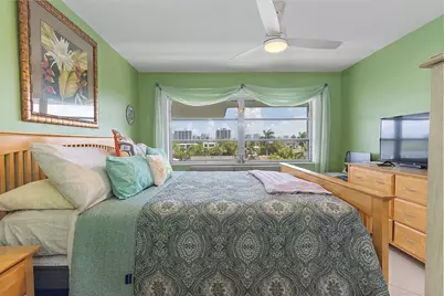 455 Paradise Isle Boulevard #404, Hallandale Beach, FL 33009 - Photo 46