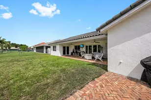 5791 Hawkes Bluff Ave, Davie, FL 33331 - Photo 22
