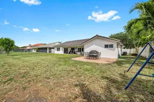 5791 Hawkes Bluff Ave, Davie, FL 33331 - Photo 24