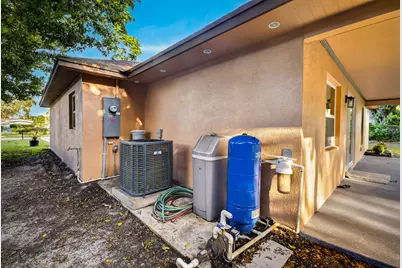 2807 Placid Avenue, Fort Pierce, FL 34982 - Photo 32