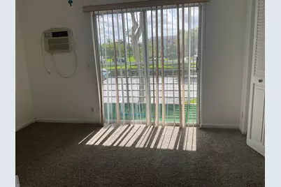 189 E Preston Way, Boca Raton, FL 33434 - Photo 6