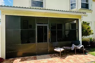 9205 Dupont Pl, Wellington, FL 33414 - Photo 26
