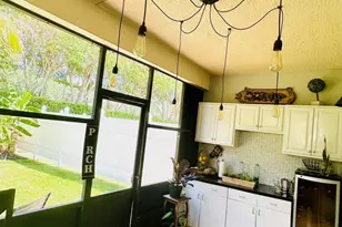 9205 Dupont Pl, Wellington, FL 33414 - Photo 22