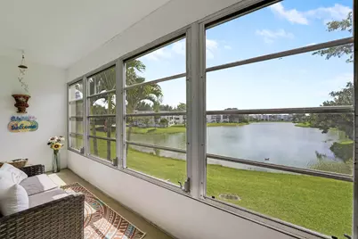 210 Wellington E, West Palm Beach, FL 33417 - Photo 22