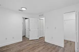 2902 NW 44th St, Miami, FL 33142 - Photo 20