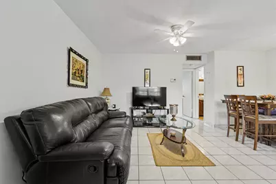 5300 Washington Street #E208, Hollywood, FL 33021 - Photo 8