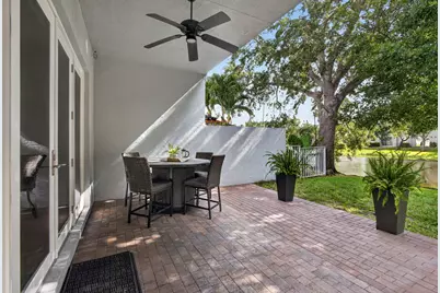 118 Kensington Way, Royal Palm Beach, FL 33414 - Photo 32