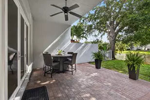118 Kensington Way, Royal Palm Beach, FL 33414 - Photo 32