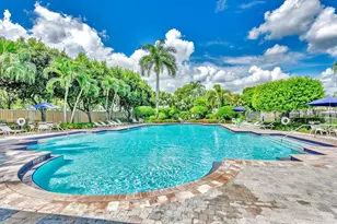 118 Kensington Way, Royal Palm Beach, FL 33414 - Photo 54