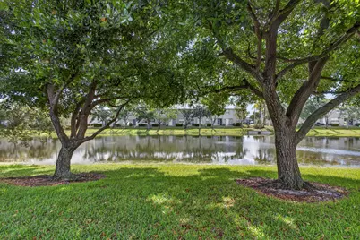 118 Kensington Way, Royal Palm Beach, FL 33414 - Photo 40