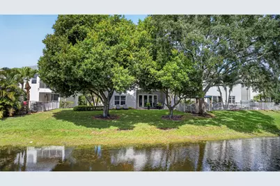 118 Kensington Way, Royal Palm Beach, FL 33414 - Photo 46