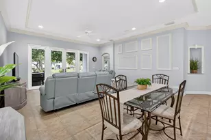 118 Kensington Way, Royal Palm Beach, FL 33414 - Photo 14
