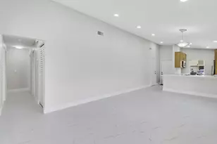 8157 Springtree Rd, Boca Raton, FL 33496 - Photo 18
