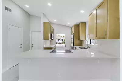 8157 Springtree Road, Boca Raton, FL 33496 - Photo 4