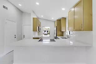 8157 Springtree Rd, Boca Raton, FL 33496 - Photo 4