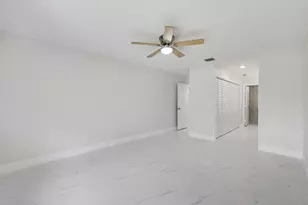 8157 Springtree Rd, Boca Raton, FL 33496 - Photo 12