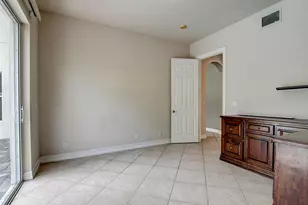 670 Edgebrook Ln, Royal Palm Beach, FL 33411 - Photo 24