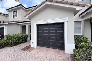 933 NE 42nd Ave, Homestead, FL 33033 - Photo 2