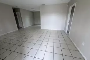 639 SW 3rd Terrace, Homestead, FL 33034 - Photo 4