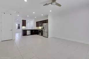 8332 Cocoplum Sound Ln, West Palm Beach, FL 33411 - Photo 6