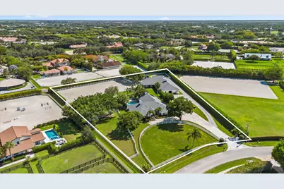 14466 Laurel Trail, Wellington, FL 33414 - Photo 2
