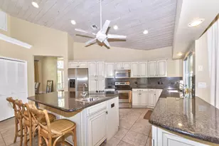 14466 Laurel Trail, Wellington, FL 33414 - Photo 20