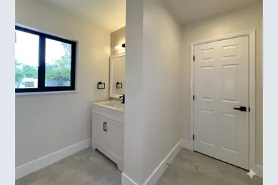 1795 Lauderdale Manor Drive, Fort Lauderdale, FL 33311 - Photo 10