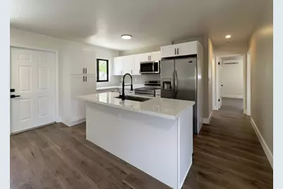 1795 Lauderdale Manor Drive, Fort Lauderdale, FL 33311 - Photo 16