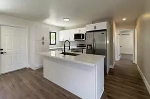 1795 Lauderdale Manor Dr, Fort Lauderdale, FL 33311 - Photo 16