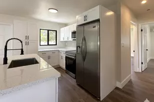 1795 Lauderdale Manor Dr, Fort Lauderdale, FL 33311 - Photo 14