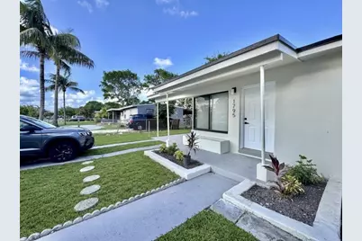 1795 Lauderdale Manor Drive, Fort Lauderdale, FL 33311 - Photo 2