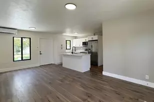 1795 Lauderdale Manor Dr, Fort Lauderdale, FL 33311 - Photo 8