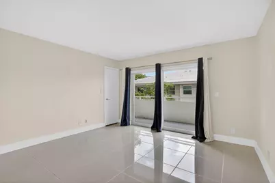 3212 NE 12th Street #204, Pompano Beach, FL 33062 - Photo 12