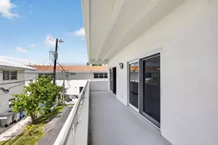3212 NE 12th St, Pompano Beach, FL 33062 - Photo 24