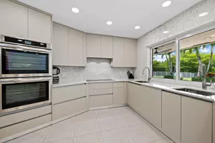 11937 Sandlake Dr, Boca Raton, FL 33428 - Photo 6