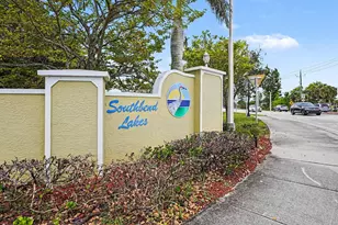 3306 SE Ford Ln SE, Port Saint Lucie, FL 34984 - Photo 32