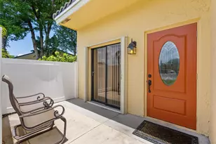 6789 Bridlewood Ct, Boca Raton, FL 33433 - Photo 2