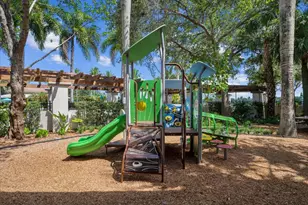 603 Castle Dr, Palm Beach Gardens, FL 33410 - Photo 54
