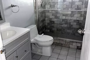 8310 Sands Point Blvd, Tamarac, FL 33321 - Photo 16