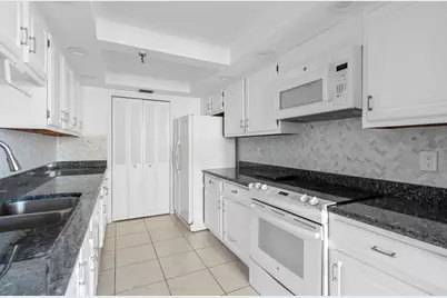 859 Jeffery Street #312, Boca Raton, FL 33487 - Photo 2