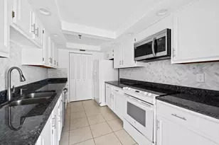 859 Jeffery St, Boca Raton, FL 33487 - Photo 2